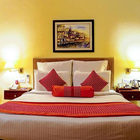Guleria Kothi At Ganges Hotel Varanasi Luaran gambar