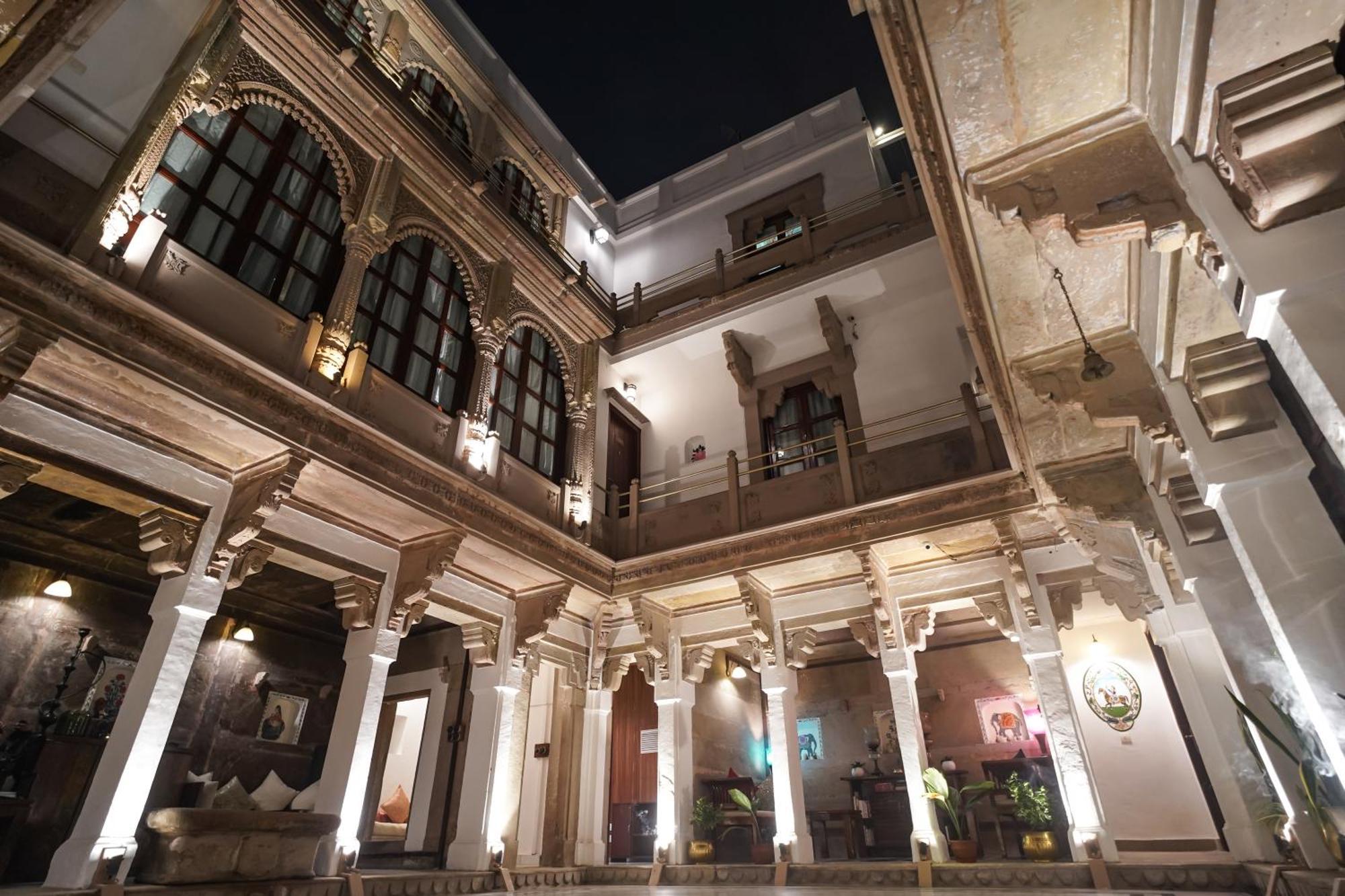 Guleria Kothi At Ganges Hotel Varanasi Luaran gambar