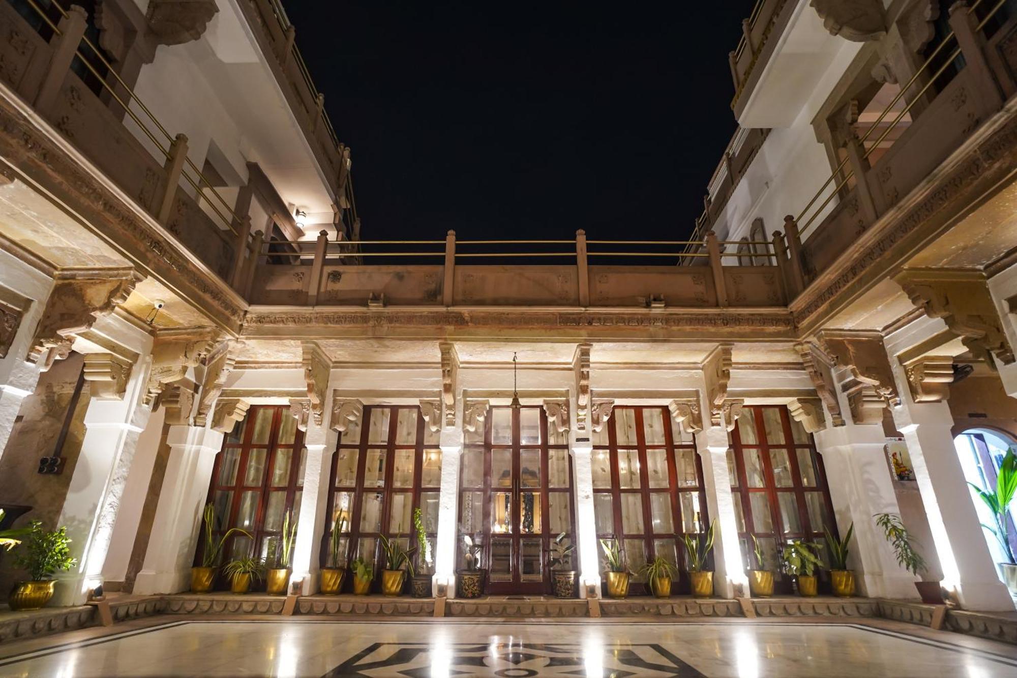 Guleria Kothi At Ganges Hotel Varanasi Luaran gambar