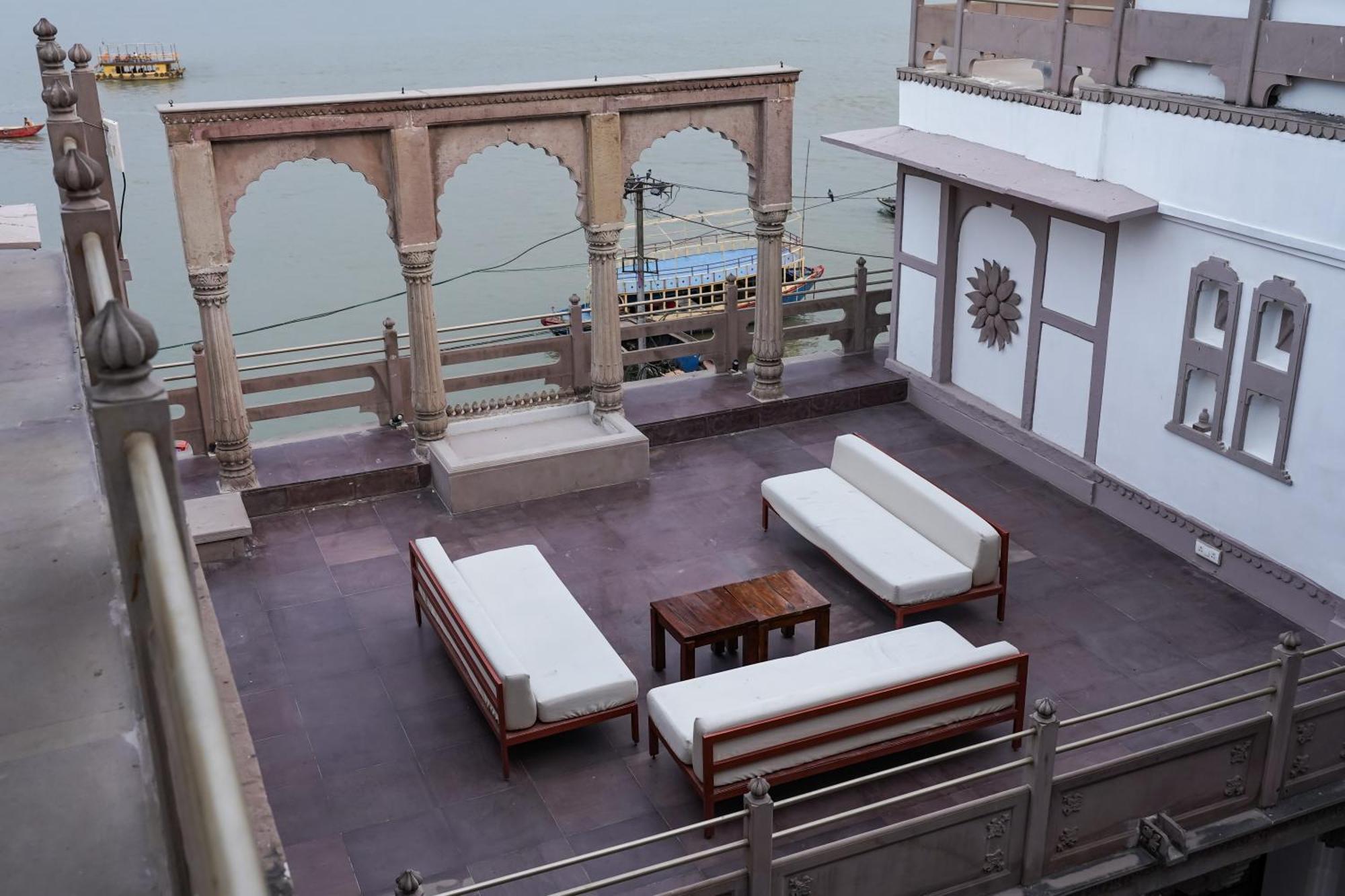 Guleria Kothi At Ganges Hotel Varanasi Luaran gambar