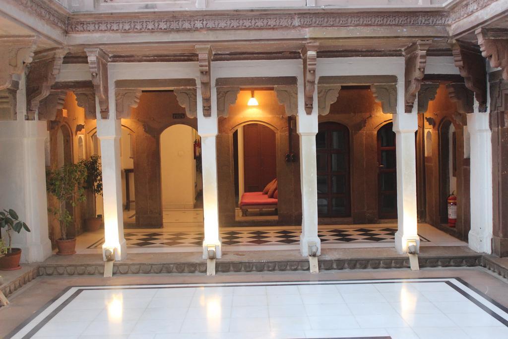 Guleria Kothi At Ganges Hotel Varanasi Luaran gambar