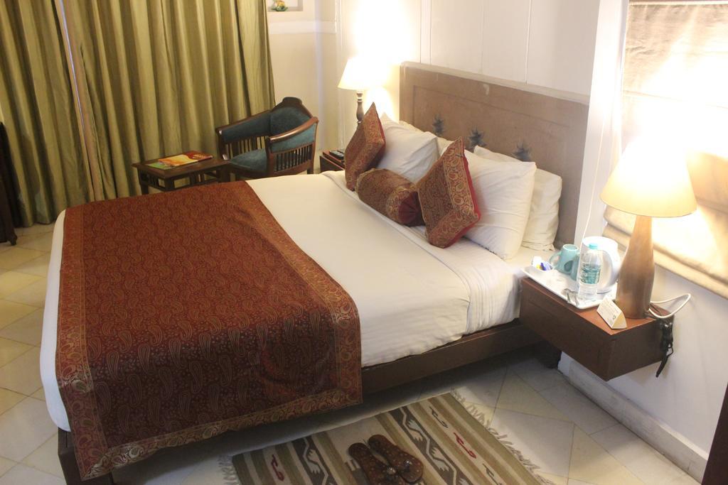 Guleria Kothi At Ganges Hotel Varanasi Luaran gambar