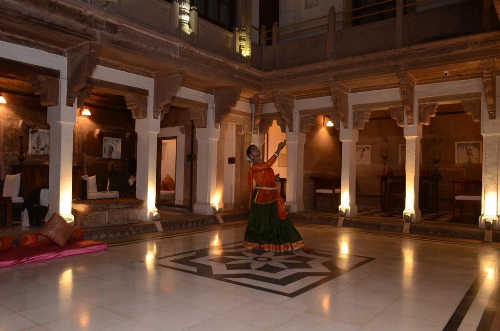 Guleria Kothi At Ganges Hotel Varanasi Luaran gambar